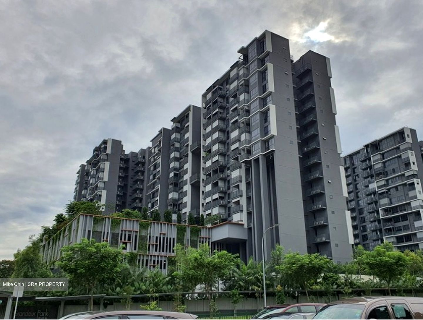 Grandeur Park Residences (D16), Shop House #628393931